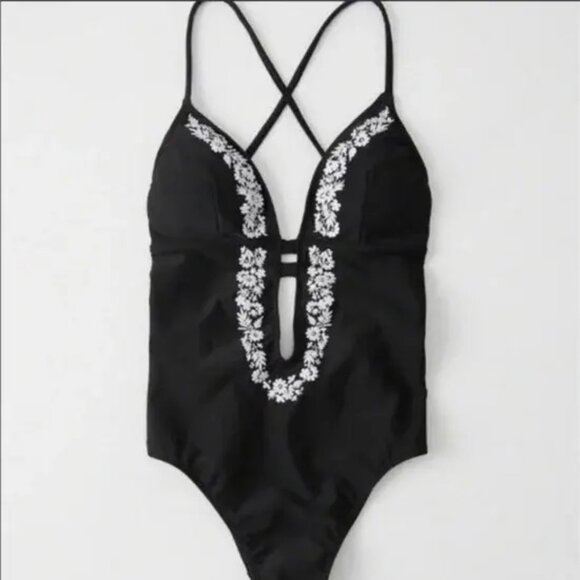 Abercrombie & Fitch Black and White One Piece Swimsuit - Picture 1 of 8